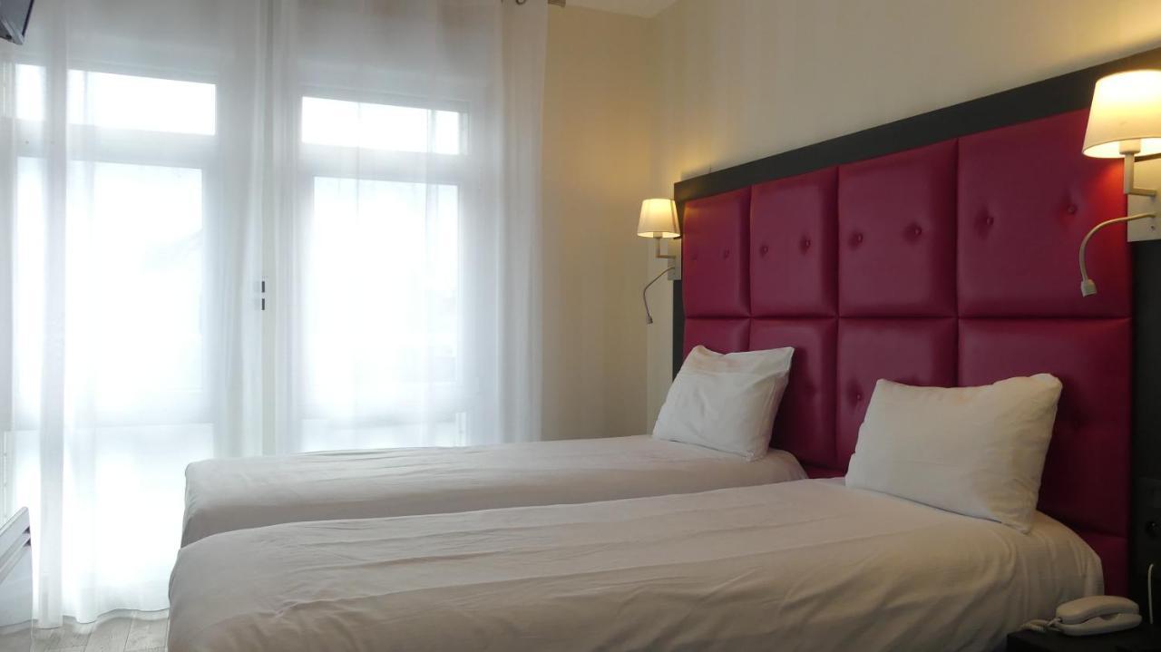 Logis Hotel Saint Guirec Et De La Plage Перос-Гирек Екстериор снимка