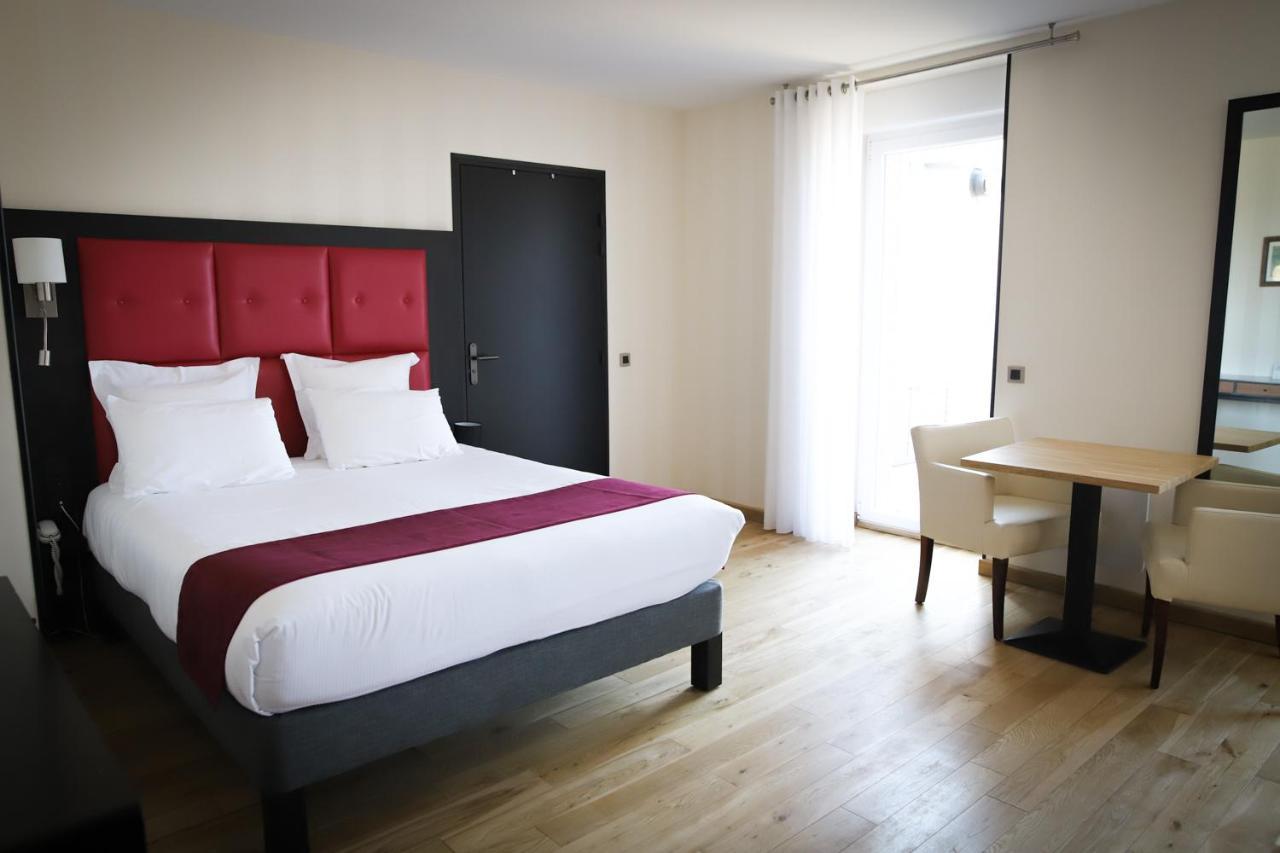 Logis Hotel Saint Guirec Et De La Plage Перос-Гирек Екстериор снимка