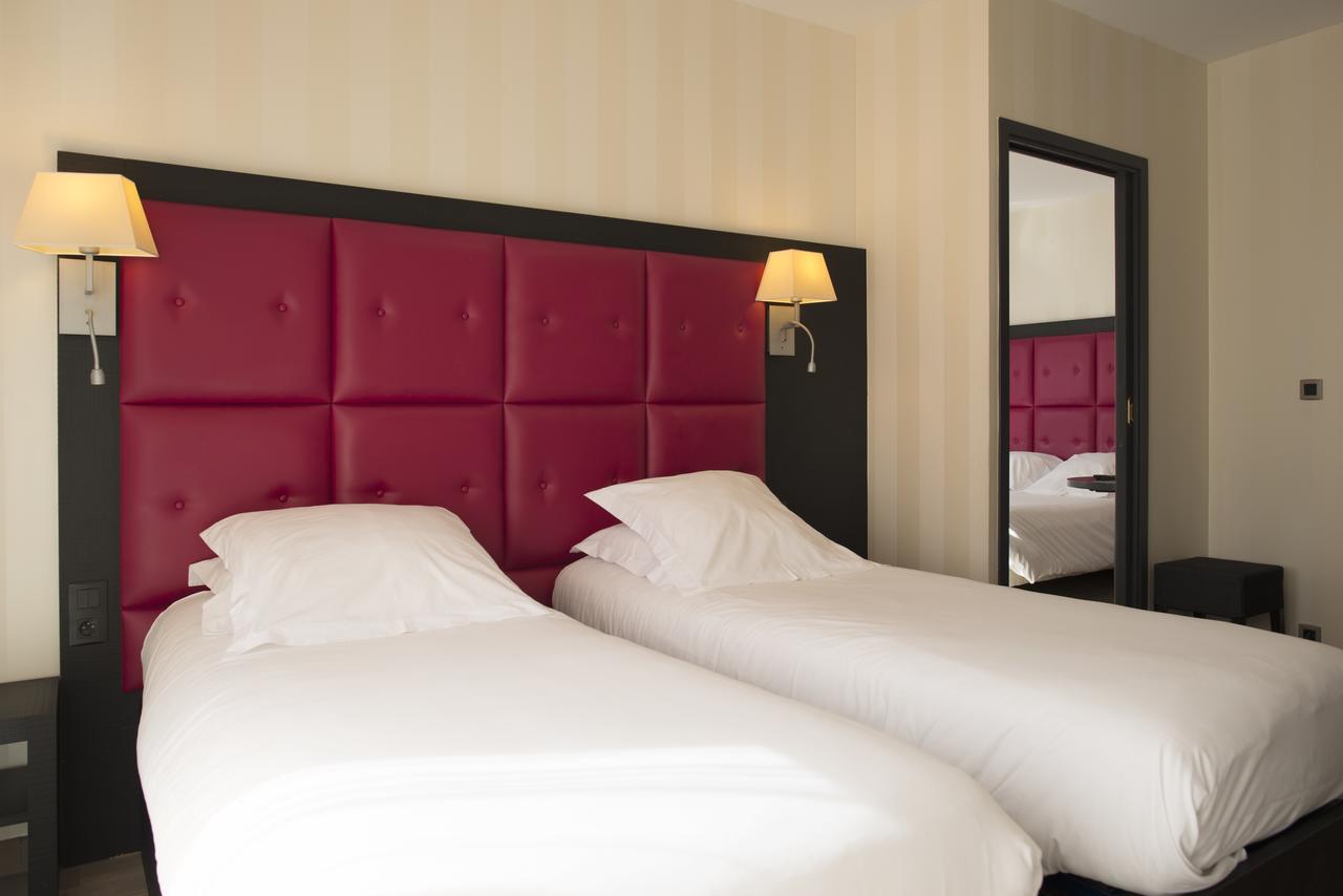 Logis Hotel Saint Guirec Et De La Plage Перос-Гирек Екстериор снимка